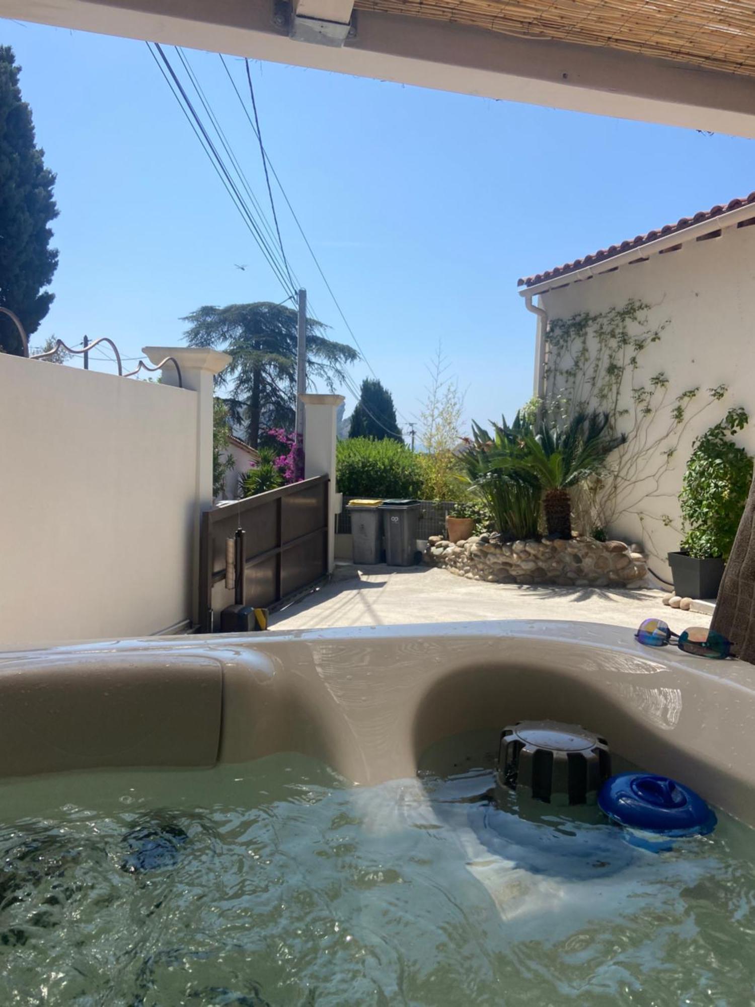 Sublime Logement Avec Vue Mer Et Jacuzzi Λα Σιοτά Εξωτερικό φωτογραφία